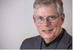 Portrait Photo of Dr. Gary DeWood